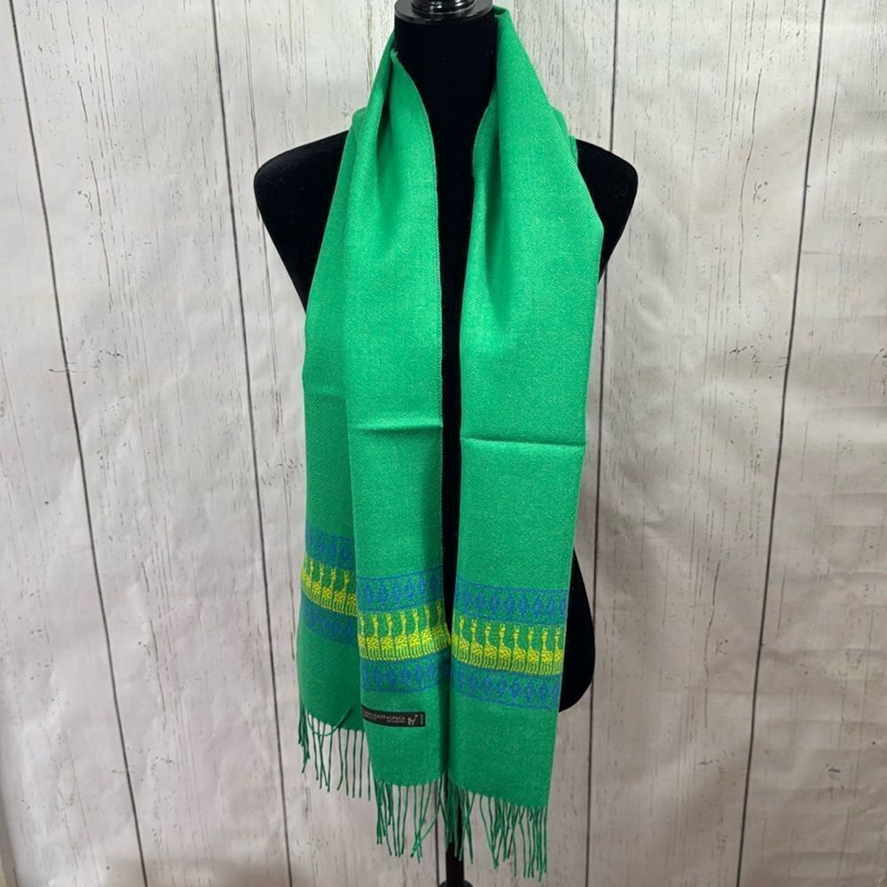 Baby Alpaca 100% Fringe Luxurious Soft Cozy Handmade Knit Kelly Green Scarf
